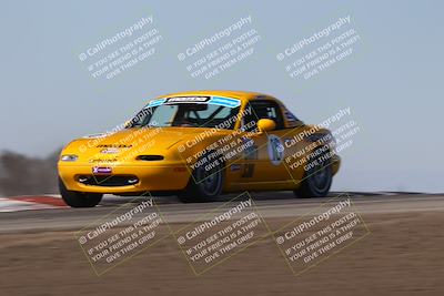 media/Oct-26-2025-CalClub SCCA (Sun) [[8ce1e69566]]/Group 5/Grapevine/